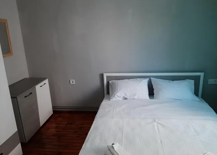 Eleni\'S Apartment