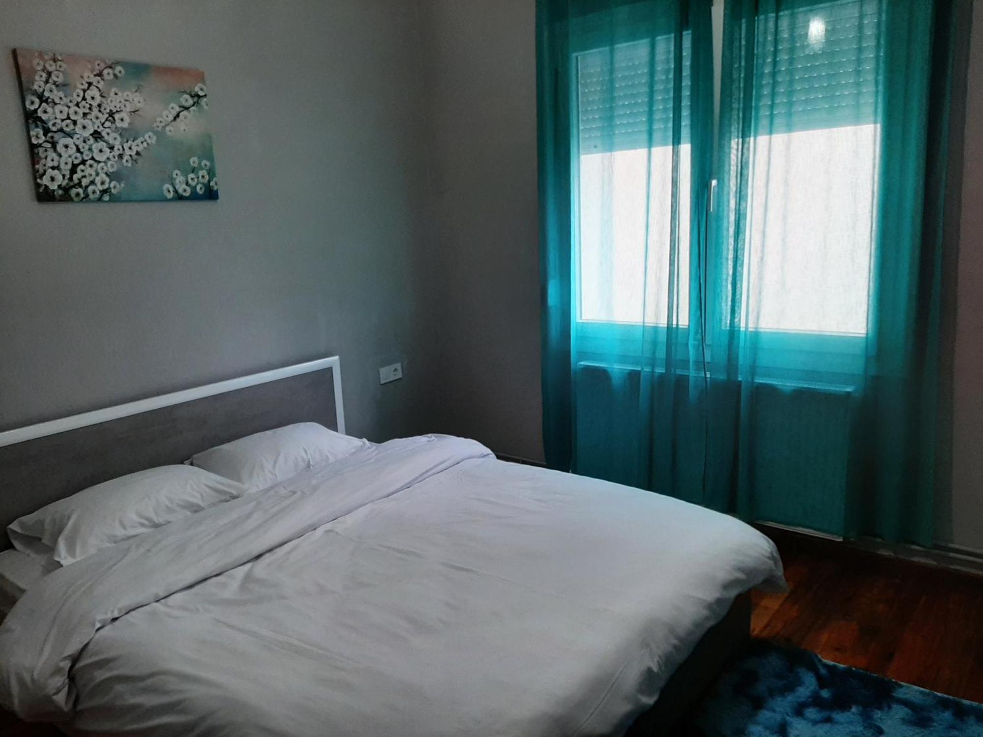 Eleni's Kastoria